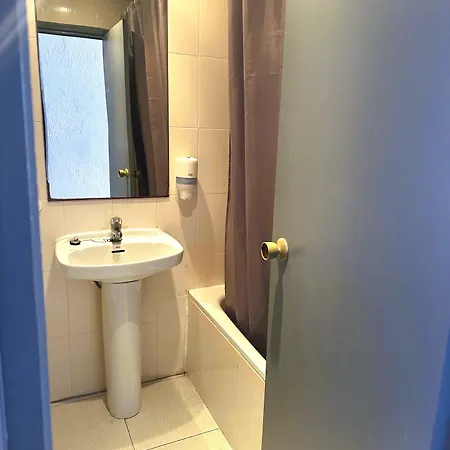 بيت ضيافة Barraca 2*