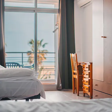 Barraca بيت ضيافة فالنسيا